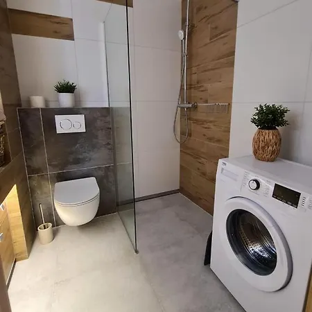 Malta Delux Apartment, Free Parking, Self Check-In 24H Poznan Exterior photo